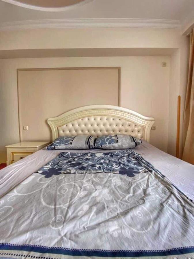 Apartment Dolphin Batumi Zewnętrze zdjęcie