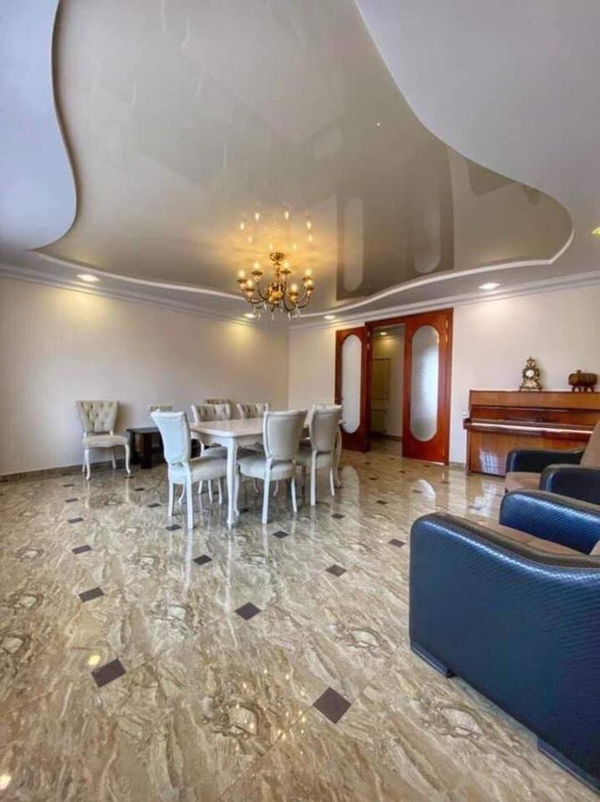 Apartment Dolphin Batumi Zewnętrze zdjęcie
