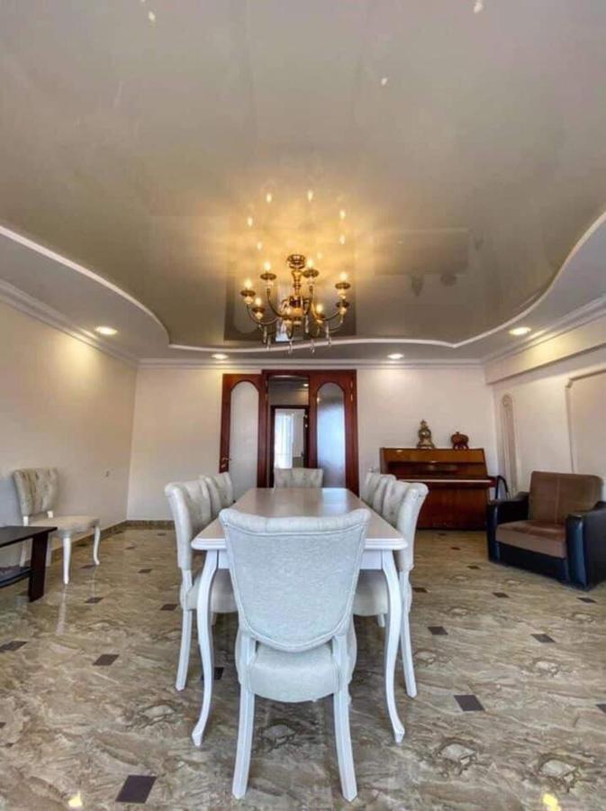 Apartment Dolphin Batumi Zewnętrze zdjęcie