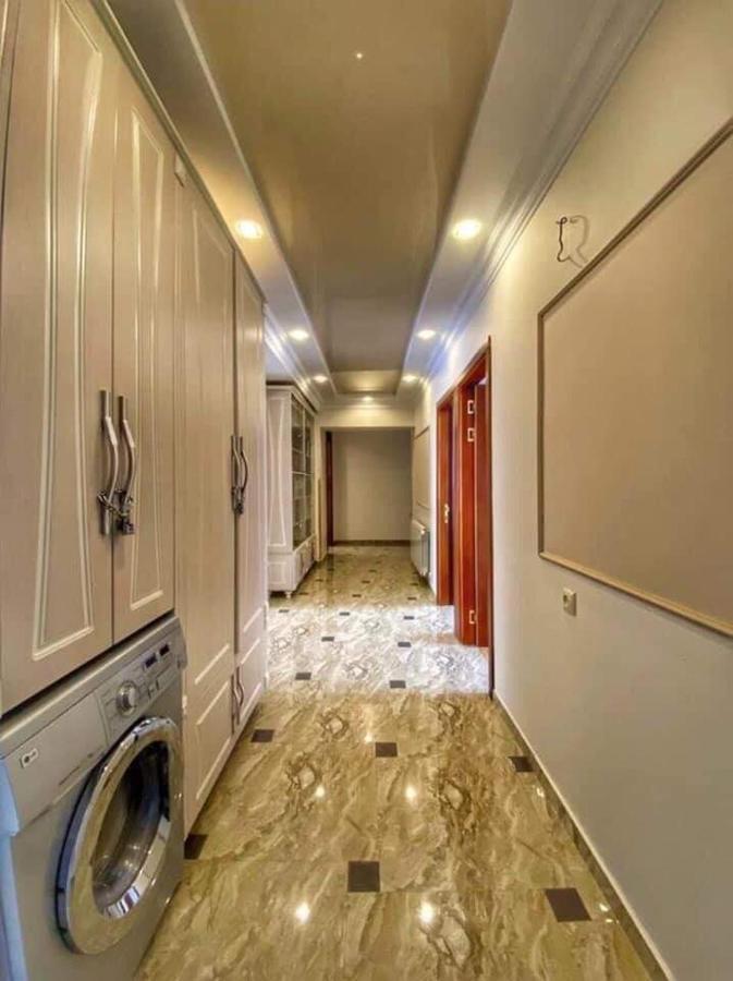 Apartment Dolphin Batumi Zewnętrze zdjęcie
