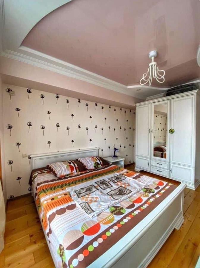 Apartment Dolphin Batumi Zewnętrze zdjęcie